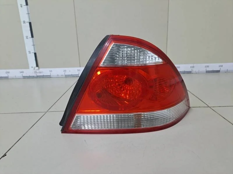 Фонарь задний правый Nissan Almera Classic (B10) 2006-2013