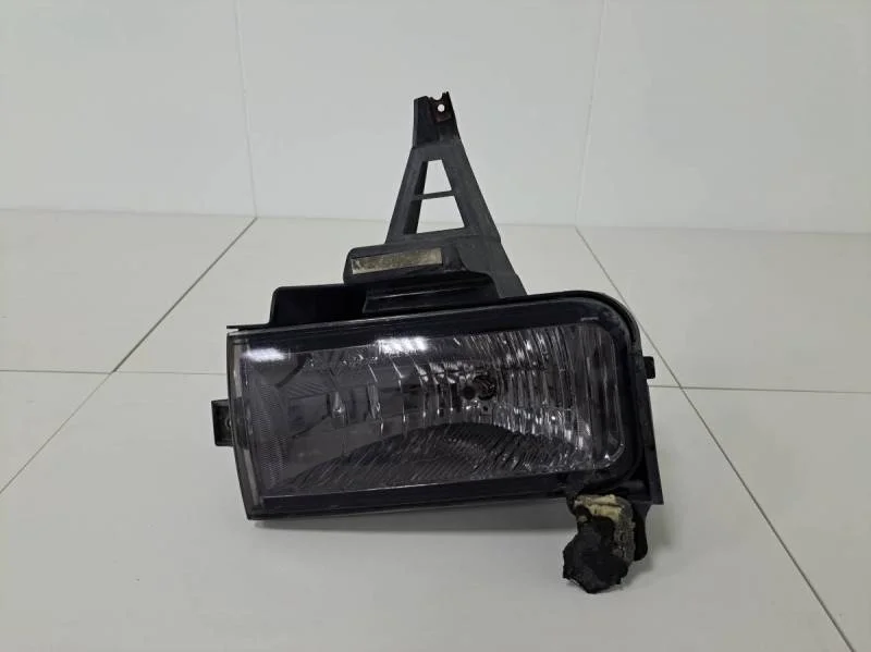 Фара противотуманная левая Toyota Land Cruiser (J200) 2007-2015