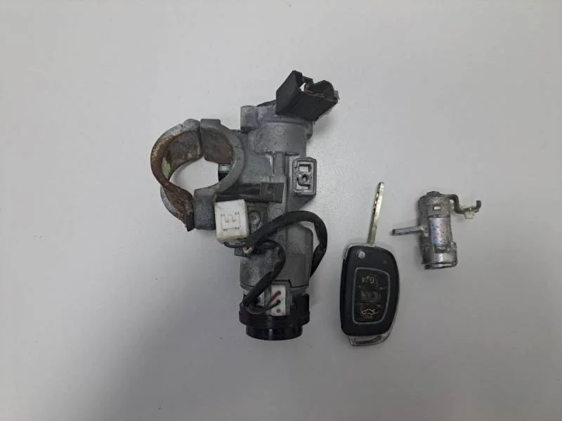 Замок зажигания (комплект) Hyundai Solaris 2010-2017