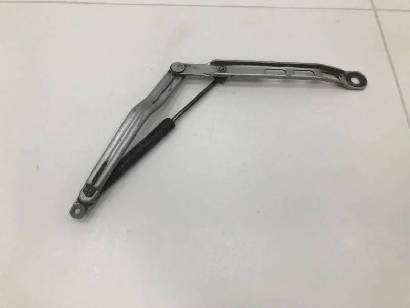 Петля капота левая BMW 5-Series E34 1987-1995