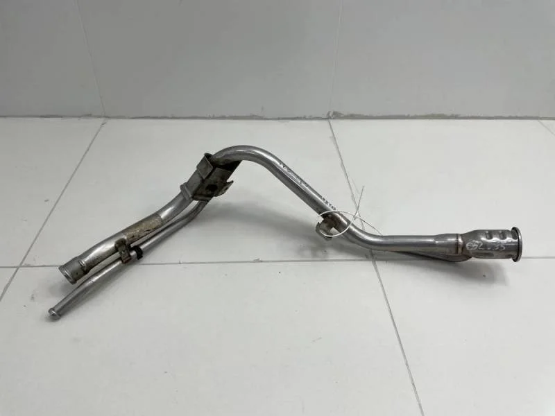 Горловина топливного бака Ford Focus 2 (DA) 2005-2008