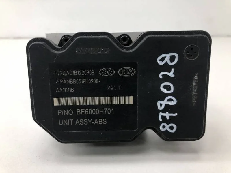 Блок ABS (насос) Kia Rio 3 (UB) 2011-2017