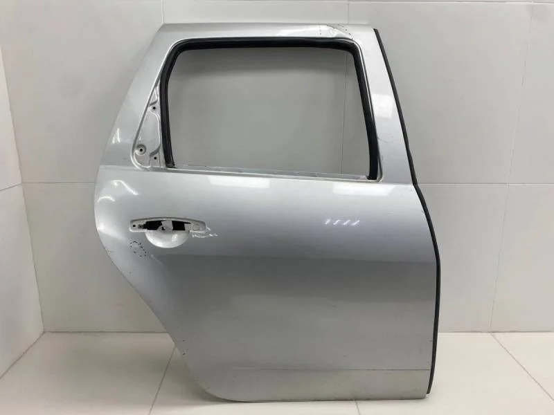 Дверь задняя правая Renault Duster 2012>