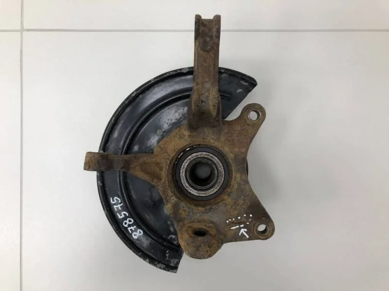 Кулак поворотный передний левый Renault Duster 2012>