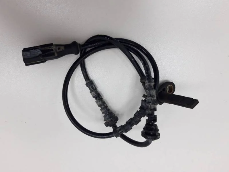 Датчик ABS передний Renault Duster 2012>