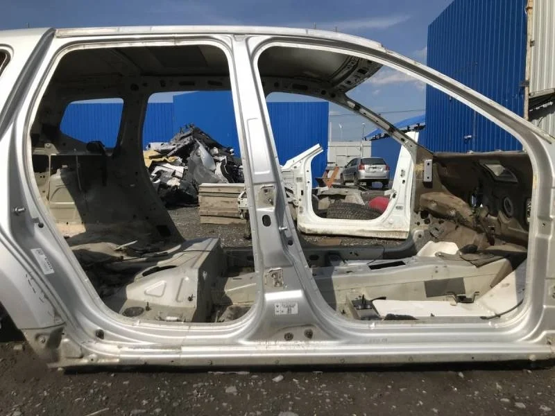 Порог со стойкой правый Renault Duster 2012>