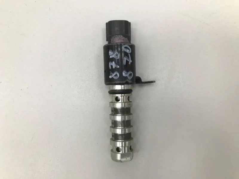 Клапан электромагн. изменения фаз ГРМ Hyundai i30 (GD) 2012>