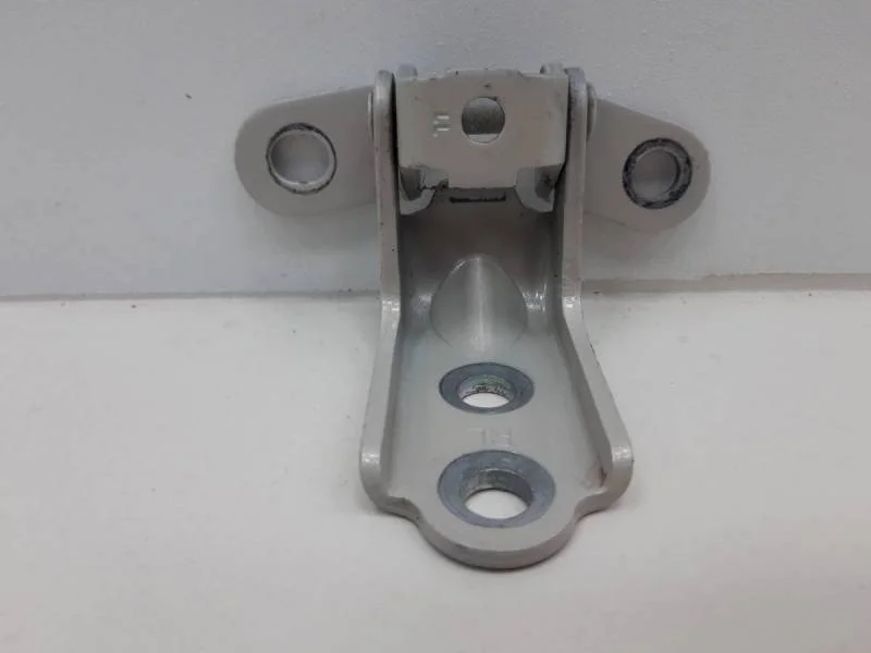 Петля двери задней левой нижняя Hyundai Solaris 2010-2017