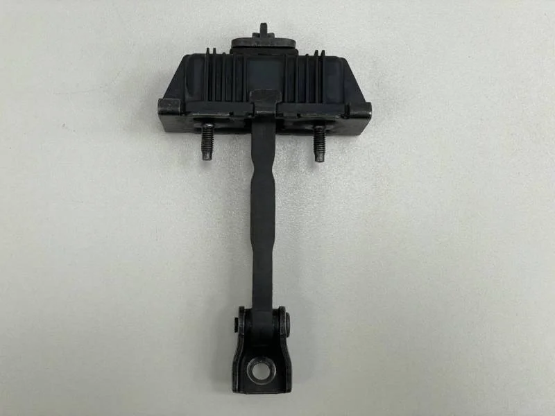 Ограничитель двери Toyota Avensis (T250) 2003-2009