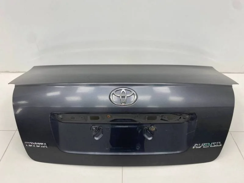 Крышка багажника Toyota Avensis (T250) 2003-2009