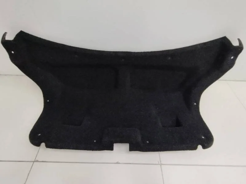 Обшивка крышки багажника Toyota Avensis (T250) 2003-2009