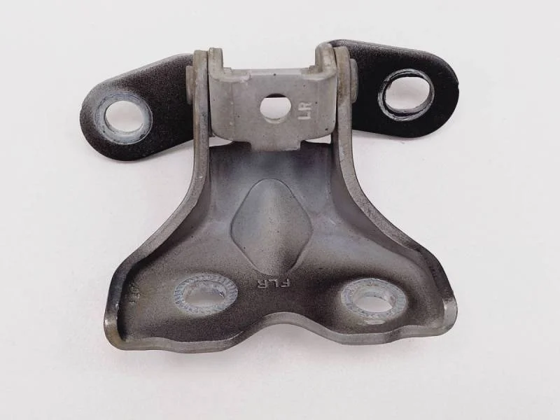 Петля двери передней правой нижняя Hyundai Solaris 2010-2017