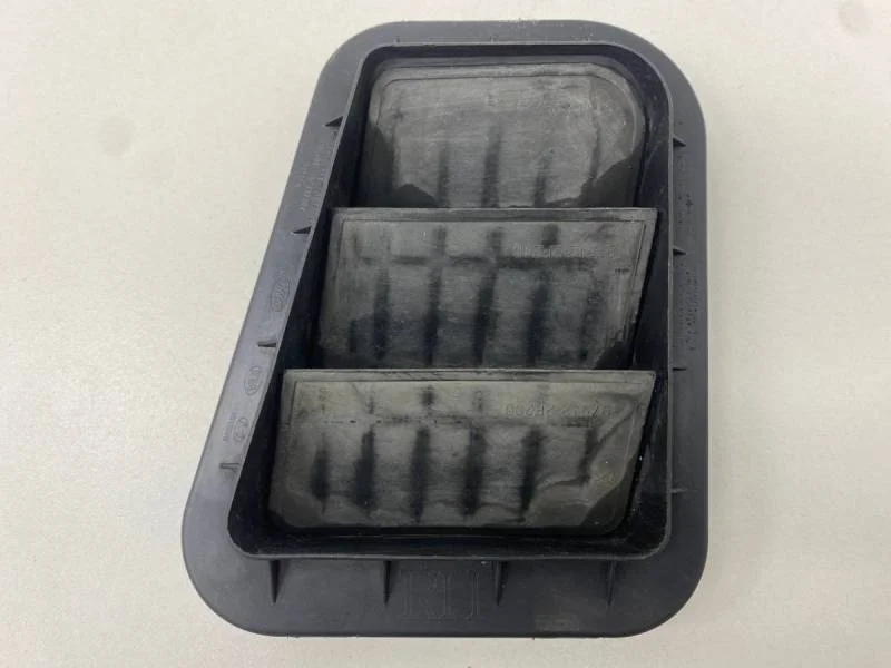 Решетка вентиляционная Hyundai Solaris 2010-2017