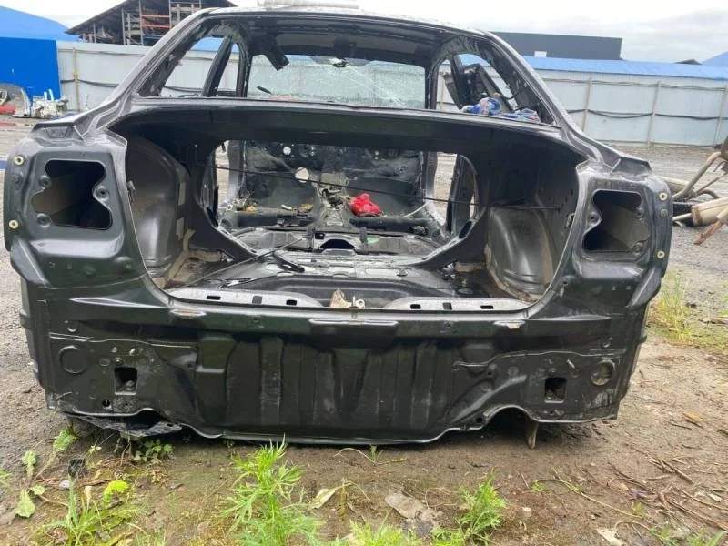 Панель задняя Toyota Avensis (T250) 2003-2009