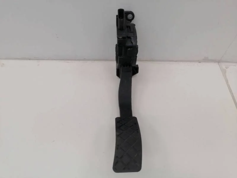 Педаль газа Audi A8 (D4) 2010-2017