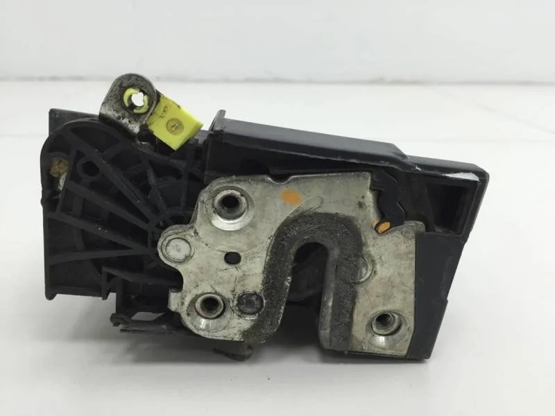 Замок двери задней левой Renault Logan (2) 2014>