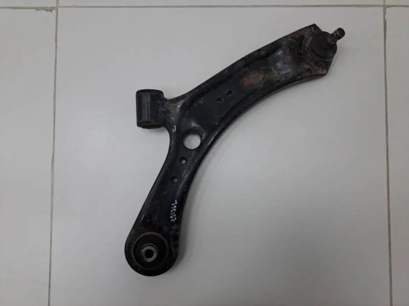 Рычаг передний правый Suzuki SX4 2006-2013