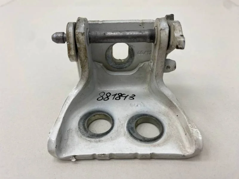 Петля двери задней левой верхняя Citroen C4 2011>