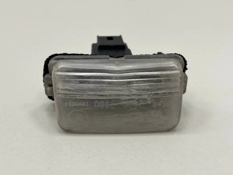 Фонарь подсветки номера Citroen C4 2011>