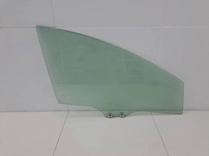 Стекло двери передней правой Mazda CX-7 (ER) 2006-2012