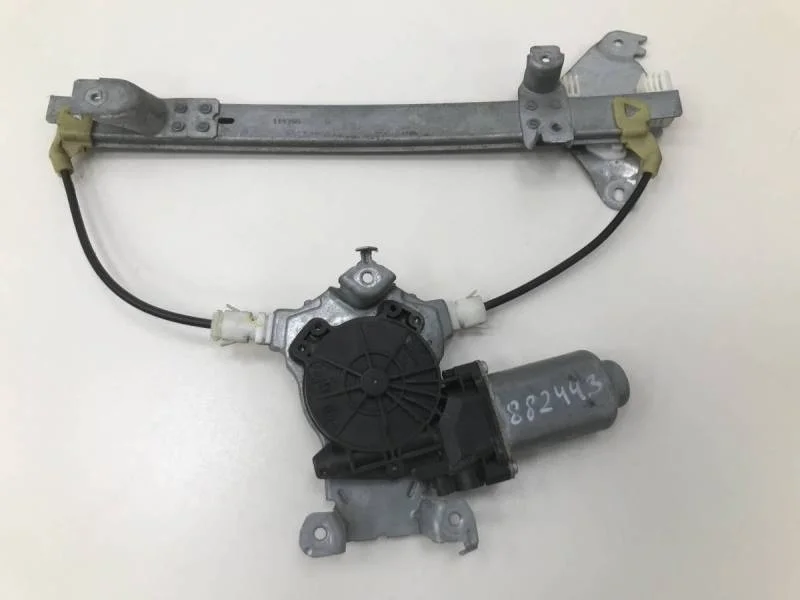 Стеклоподъемник электр. задний левый Nissan Qashqai (J10) 2006-2013