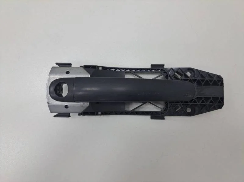 Ручка двери передней наружная правая Volkswagen Polo (Sed RUS) 2011>