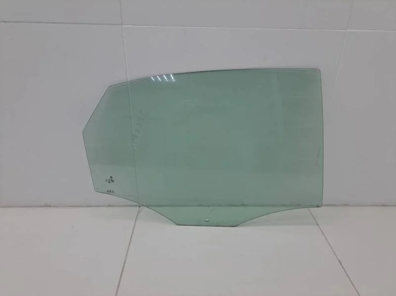 Стекло двери задней правой Volkswagen Polo (Sed RUS) 2011>