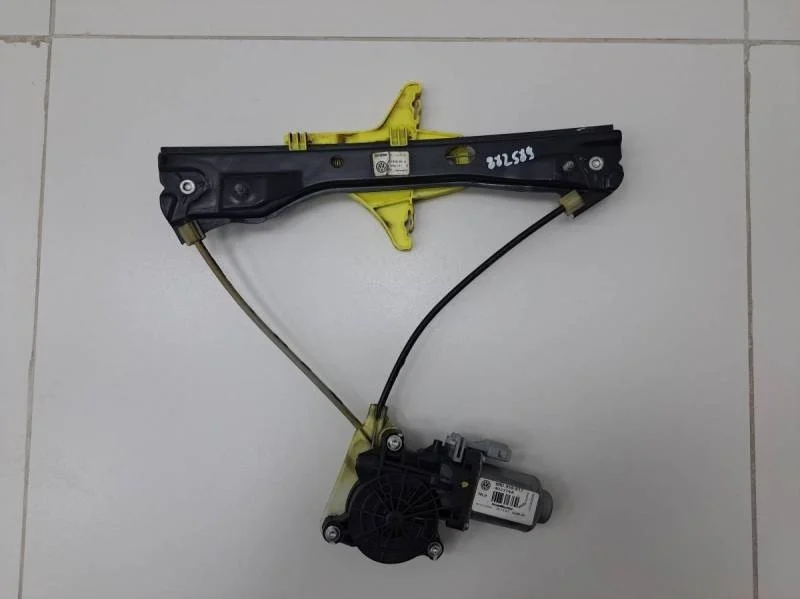 Стеклоподъемник электр. задний левый Volkswagen Polo (Sed RUS) 2011>