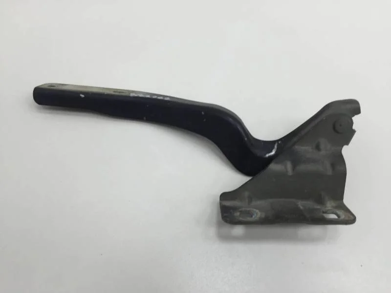 Петля капота левая Nissan Qashqai (J10) 2006-2013