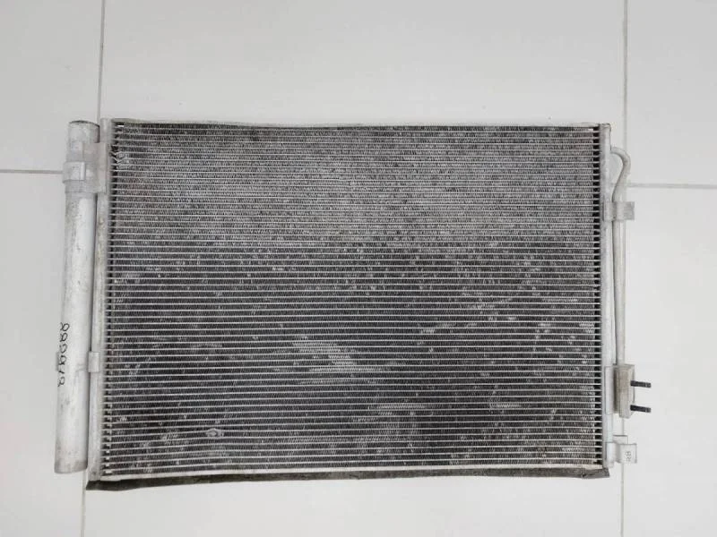 Радиатор кондиционера (конденсер) Hyundai Solaris 2010-2017