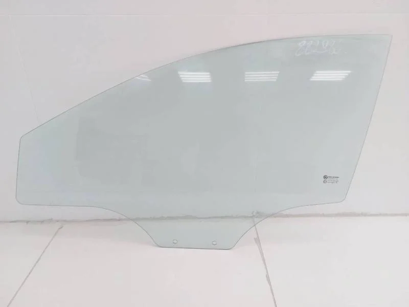 Стекло двери передней левой Hyundai Solaris 2010-2017