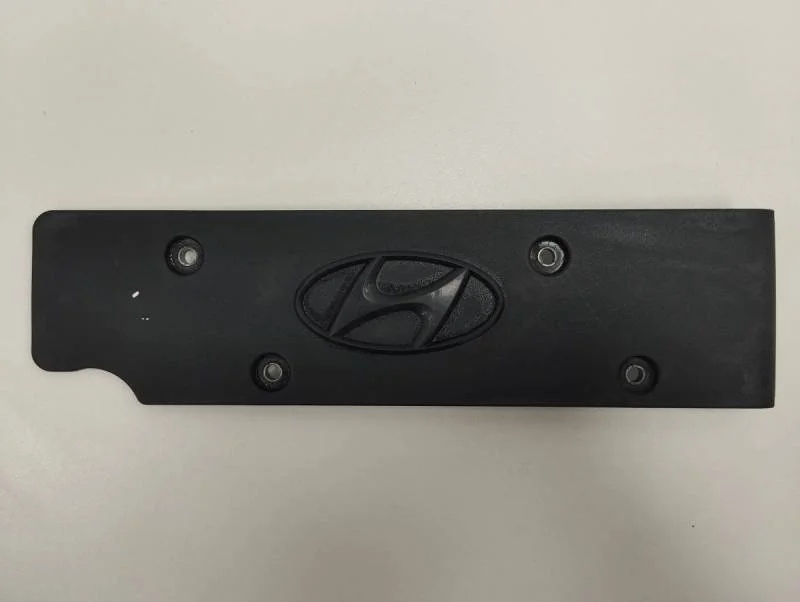 Крышка двигателя декоративная Hyundai Solaris 2010-2017