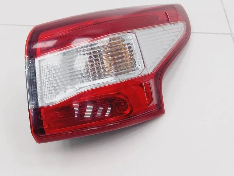 Фонарь задний наружный правый Nissan Qashqai (J11) 2014>