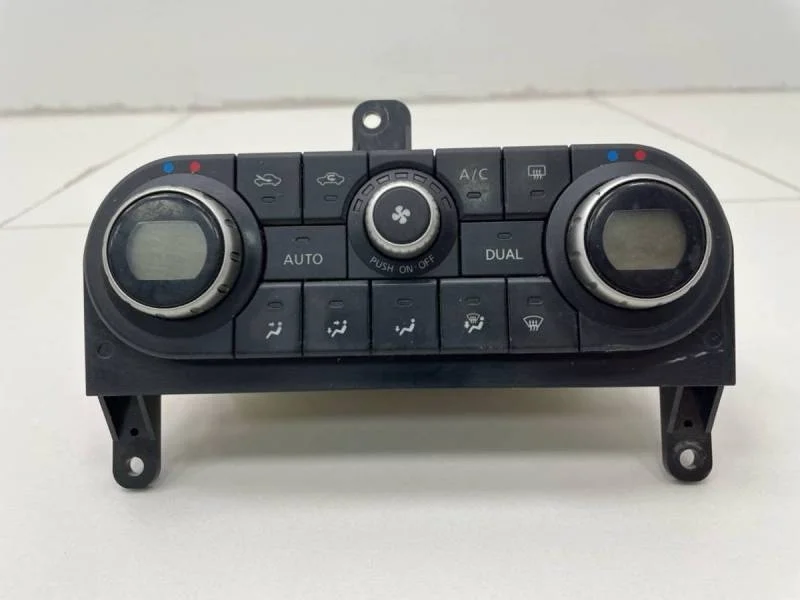 Блок управления климатической установкой Nissan Qashqai (J10) 2006-2013