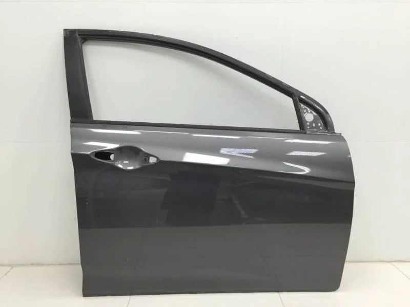Дверь передняя правая Hyundai Solaris 2010-2017