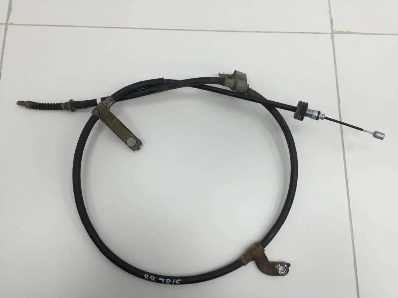 Трос стояночного тормоза левый Hyundai Solaris 2010-2017