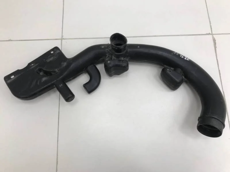 Воздухозаборник (наружный) Nissan Qashqai (J10) 2006-2013