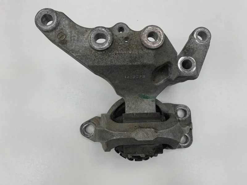 Опора двигателя правая Nissan Qashqai (J11) 2014>