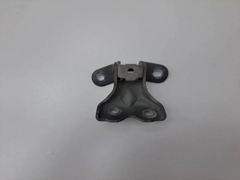 Петля двери передней правой нижняя Hyundai Solaris 2010-2017