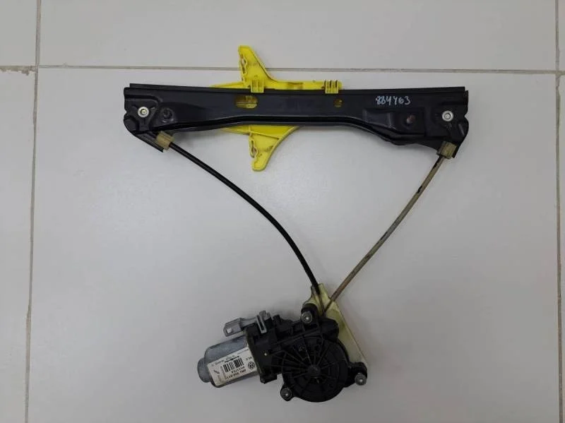 Стеклоподъемник электр. задний правый Volkswagen Polo (Sed RUS) 2011>