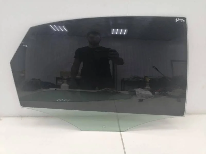 Стекло двери задней правой Volkswagen Polo (Sed RUS) 2011>