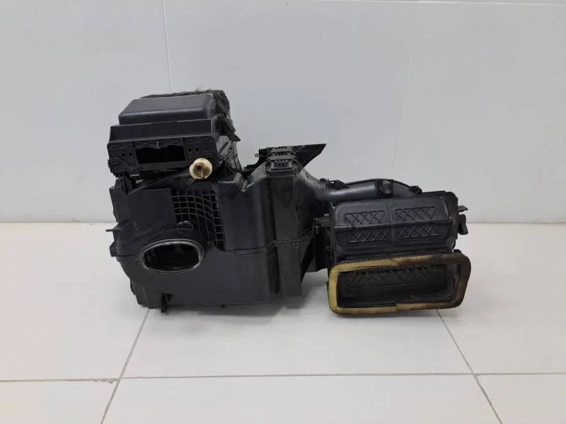 Корпус отопителя Volkswagen Polo (Sed RUS) 2011>