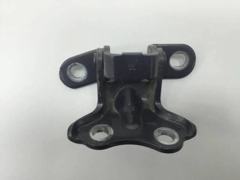 Петля двери задней левой верхняя Hyundai Solaris 2010-2017