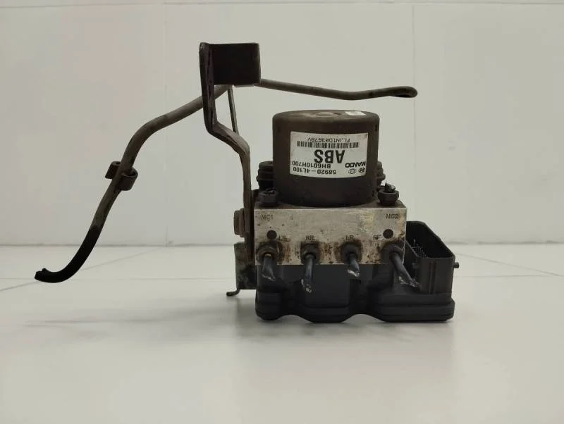 Блок ABS (насос) Hyundai Solaris 2010-2017