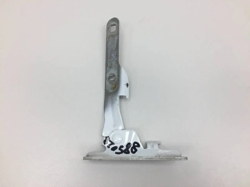 Петля капота левая Lada Largus 2012>