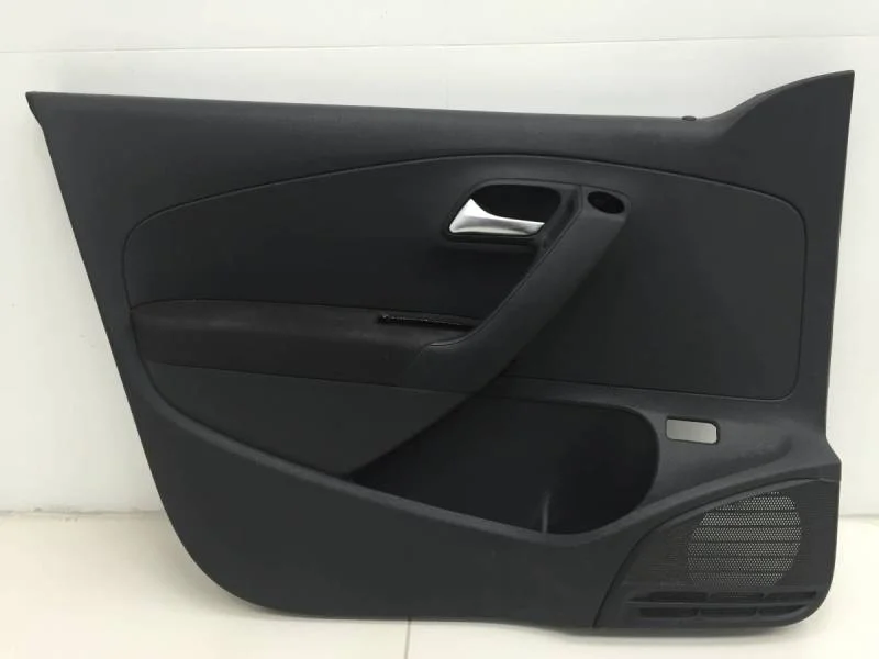 Обшивка двери передней левой Volkswagen Polo (Sed RUS) 2011>