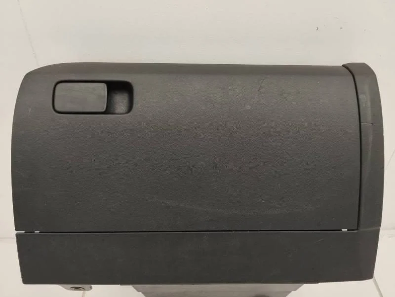 Бардачок Volkswagen Polo (Sed RUS) 2011>