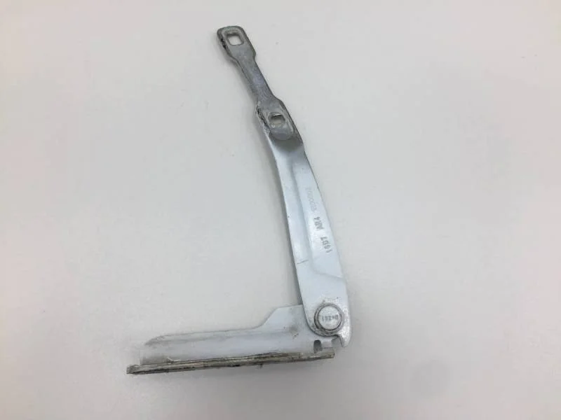 Петля капота правая Renault Sandero 2014>