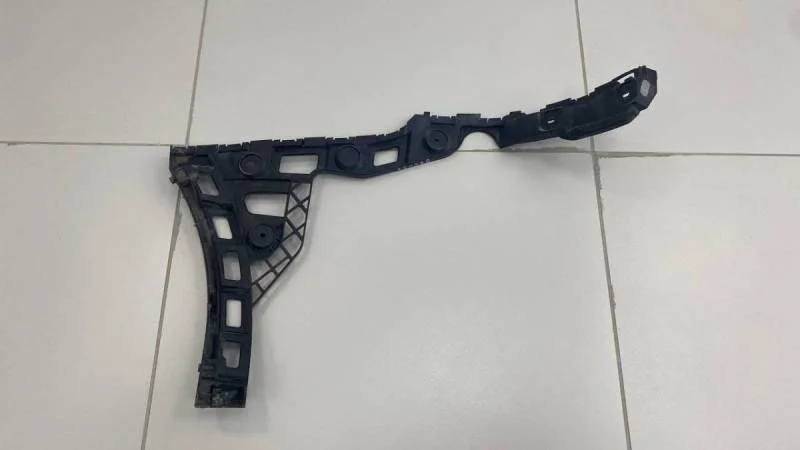 Кронштейн заднего бампера правый Volkswagen Polo (Sed RUS) 2011>