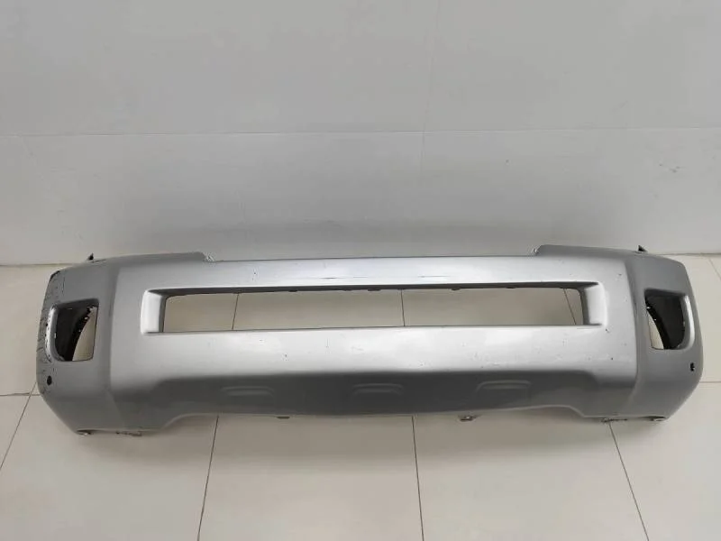 Бампер передний Toyota Land Cruiser (J200) 2007-2015